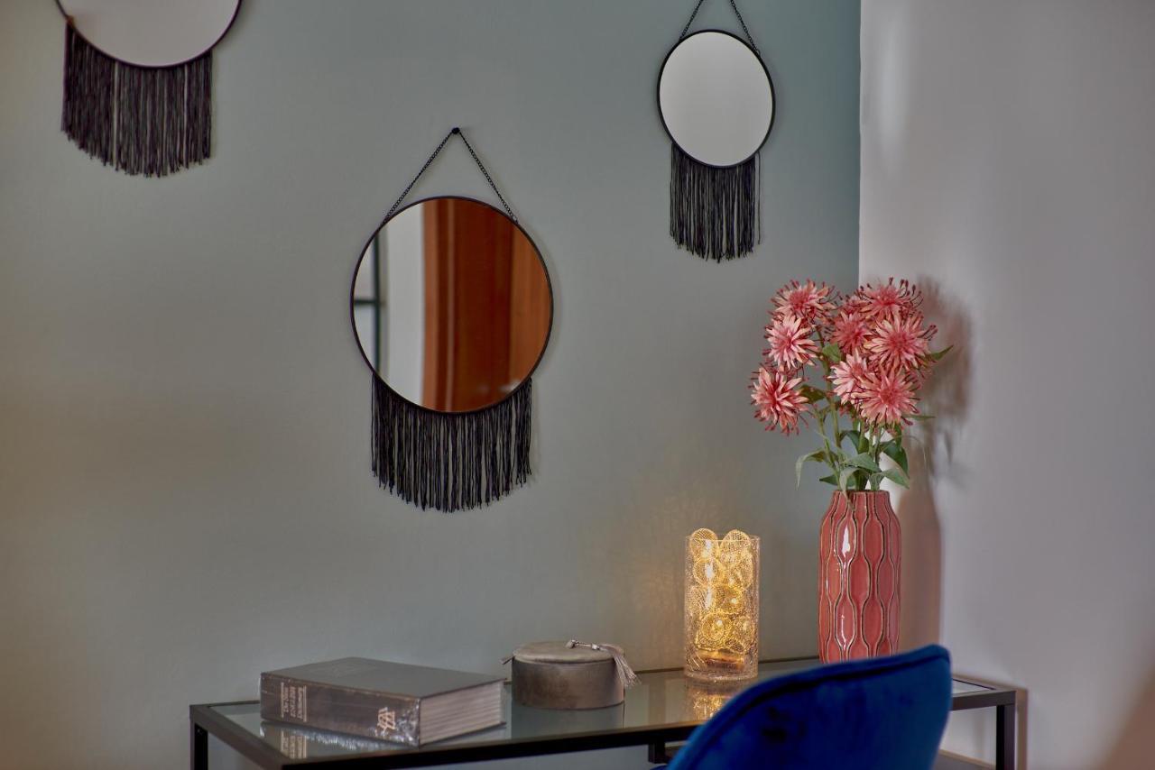 Stylish Place In The Heart Of Cluj-Napoca Luaran gambar