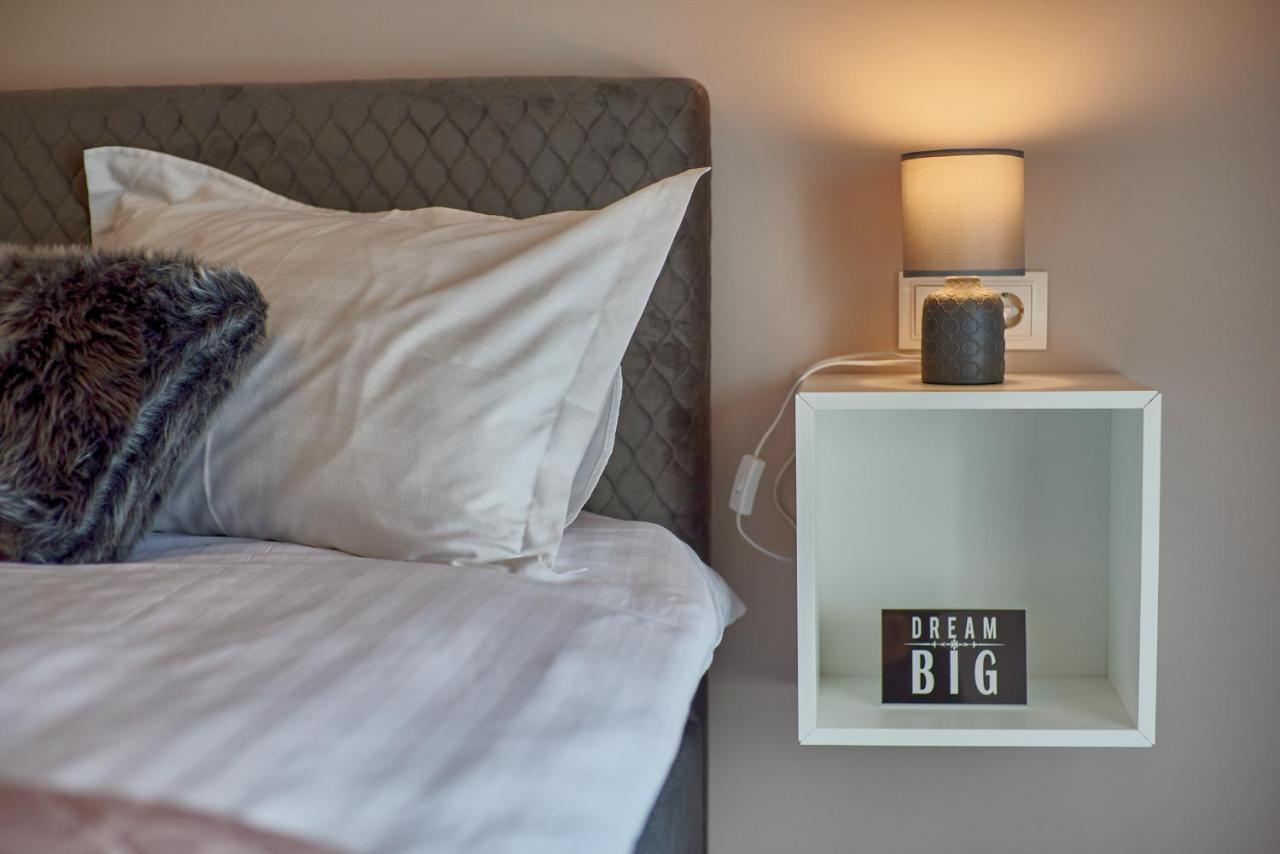 Stylish Place In The Heart Of Cluj-Napoca Luaran gambar